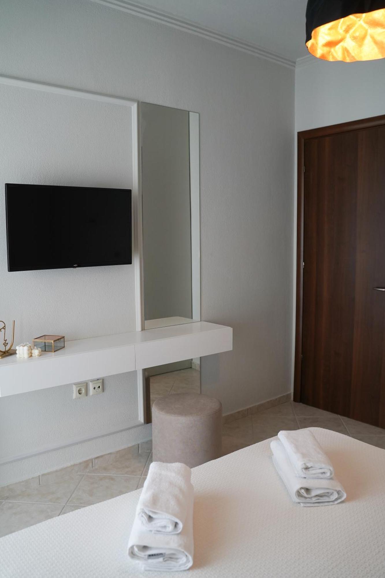 Grand View Suites Meteora กาลัมปากา ภายนอก รูปภาพ